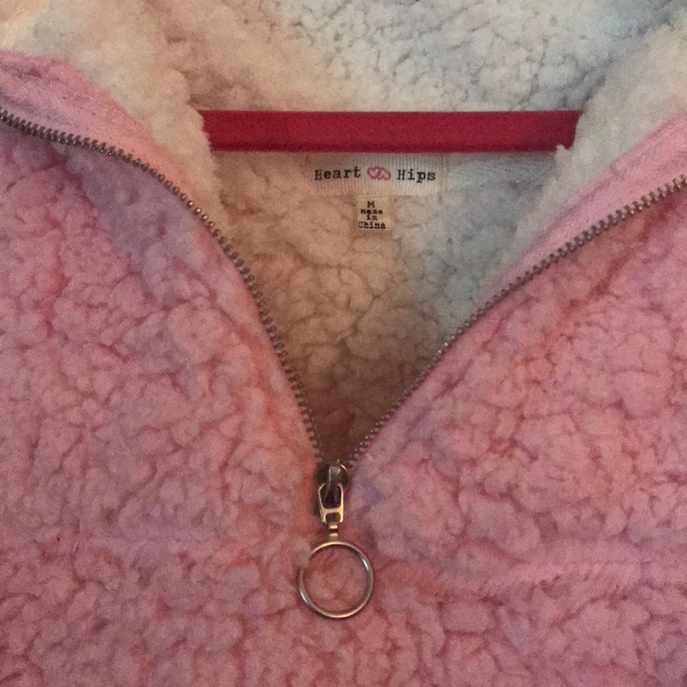 Pink fluffy jacket - Picture 2 of 3